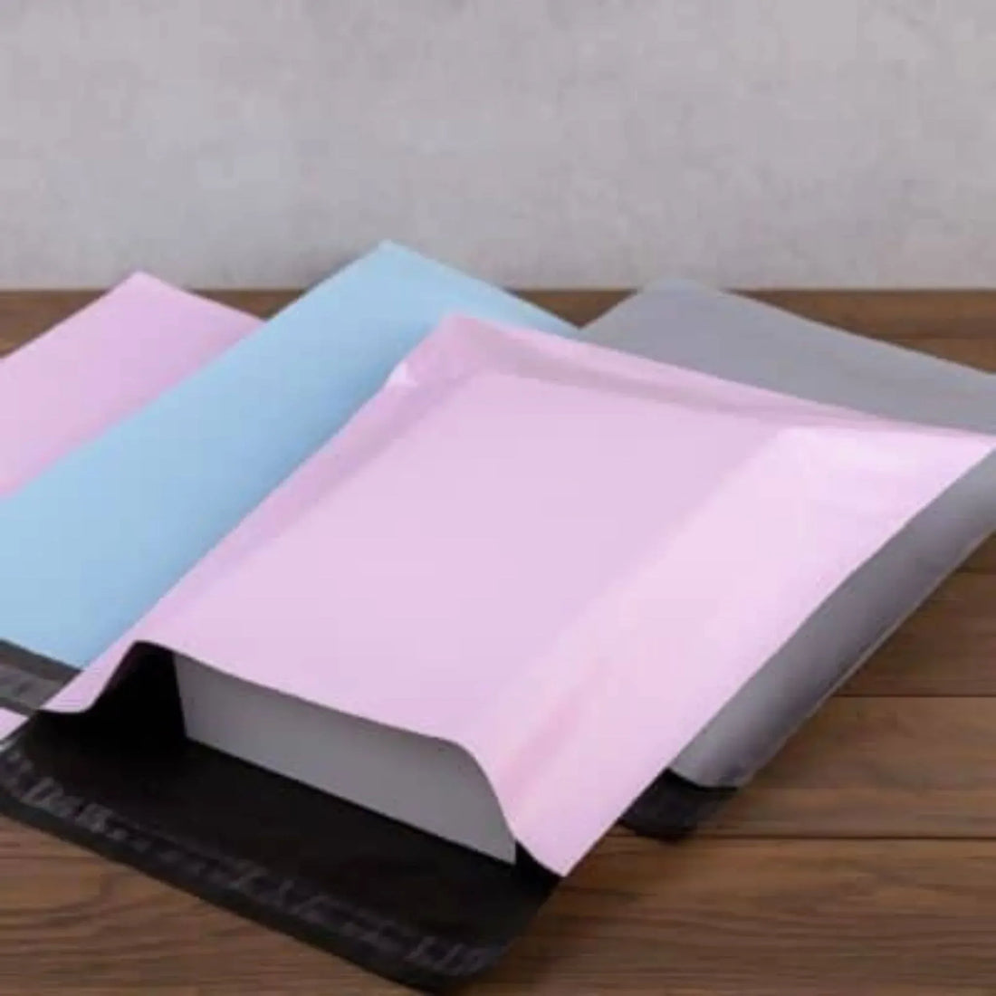 50 Pcs Polymailers Waterproof Bags Colored - Yalla Mart