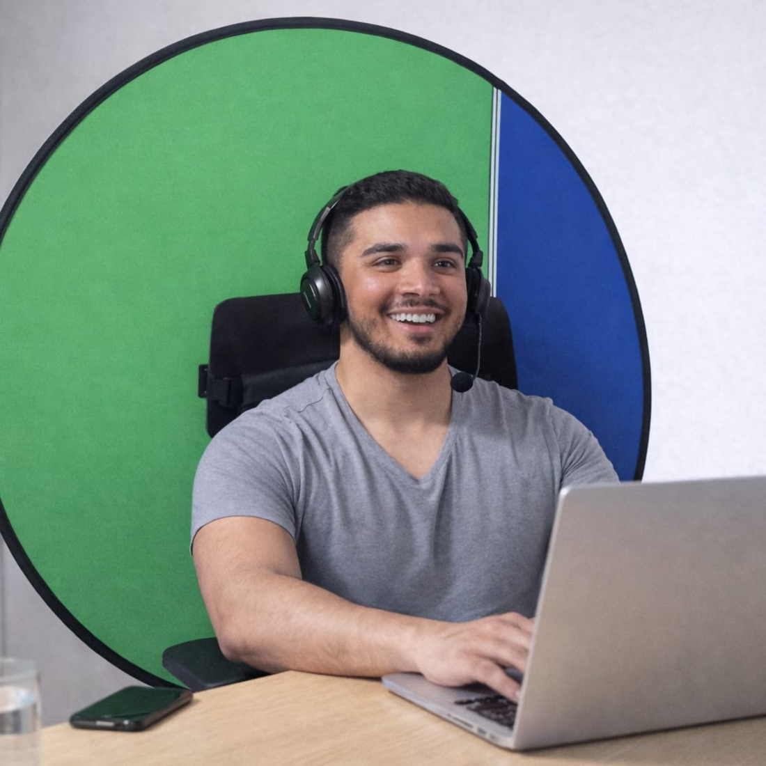 Dual-Sided Green & Blue Screen Backdrop – Foldable Chair-Mount for Streaming & Video Calls